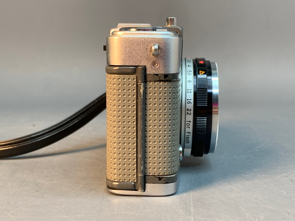 Olympus-Pen EE-2