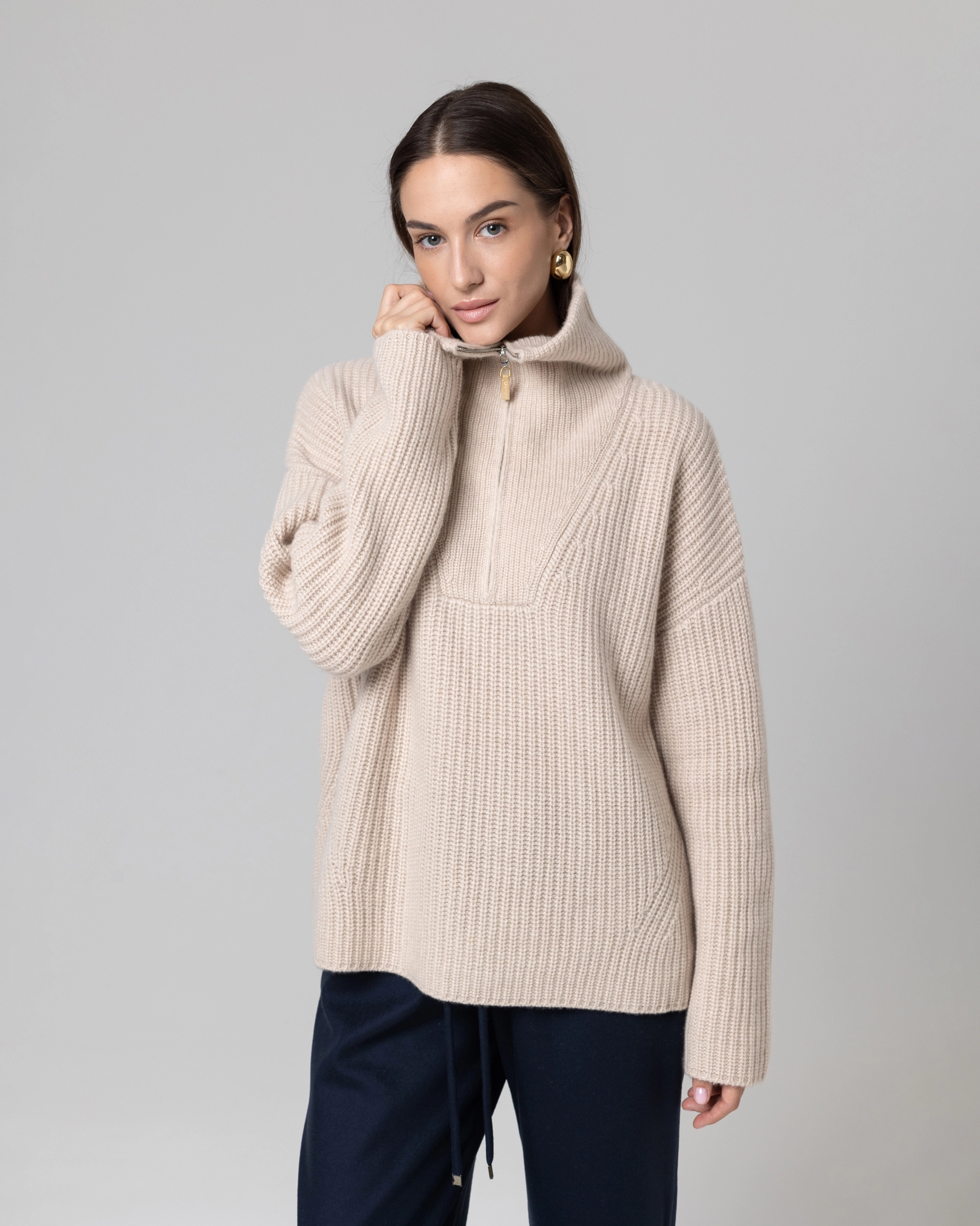 Кашемировый свитер с застежкой