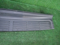 Накладка заднего бампера Toyota Land Cruiser 200 (2007-2021)