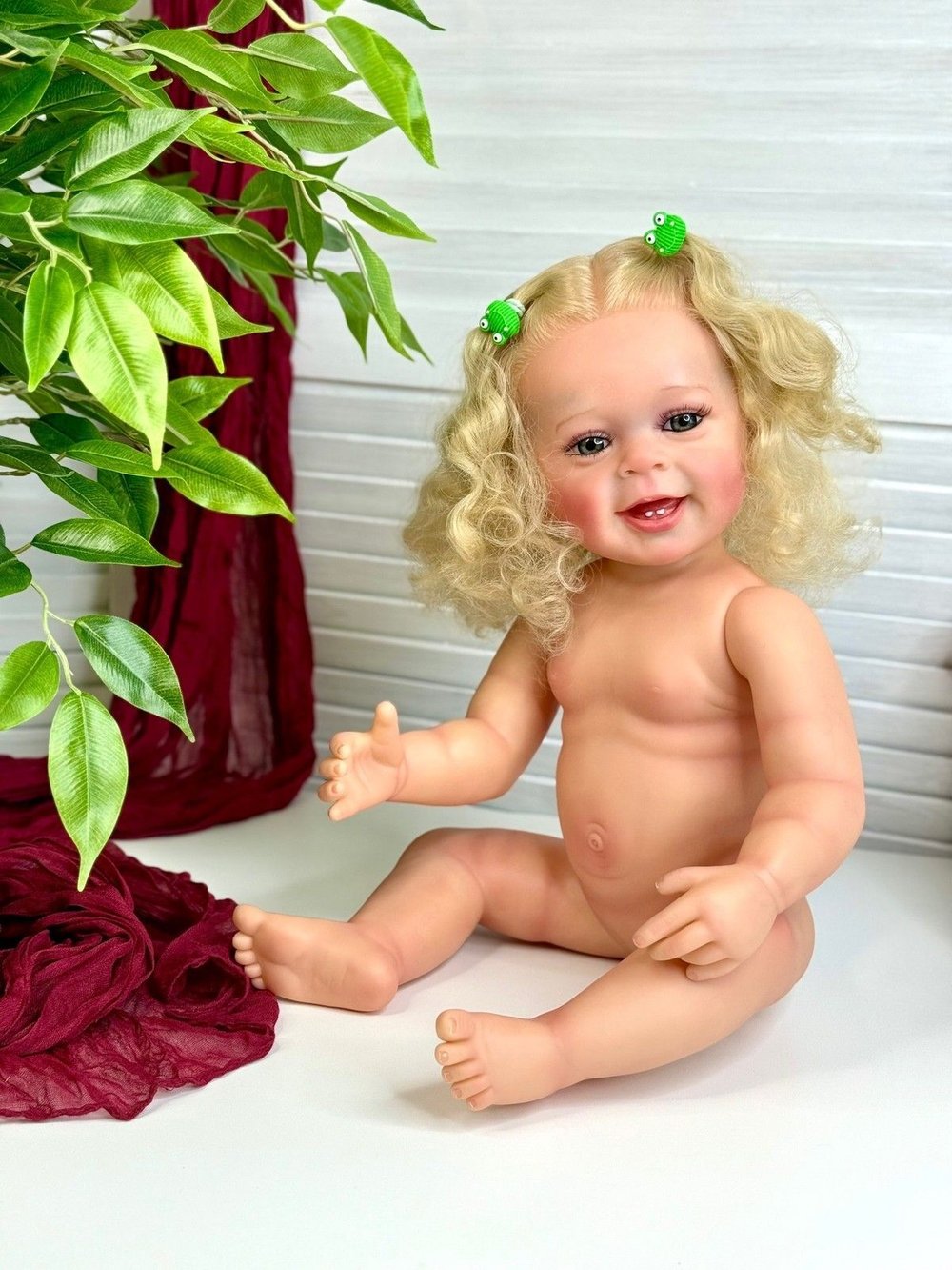 Кукла Реборн виниловая 55см (FA-037A1)
