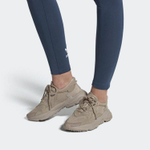 Кроссовки Adidas Originals Ozweego (Женская размерная сетка)