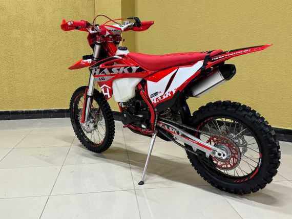 Мотоцикл HASKY V4 Racing ENDURO