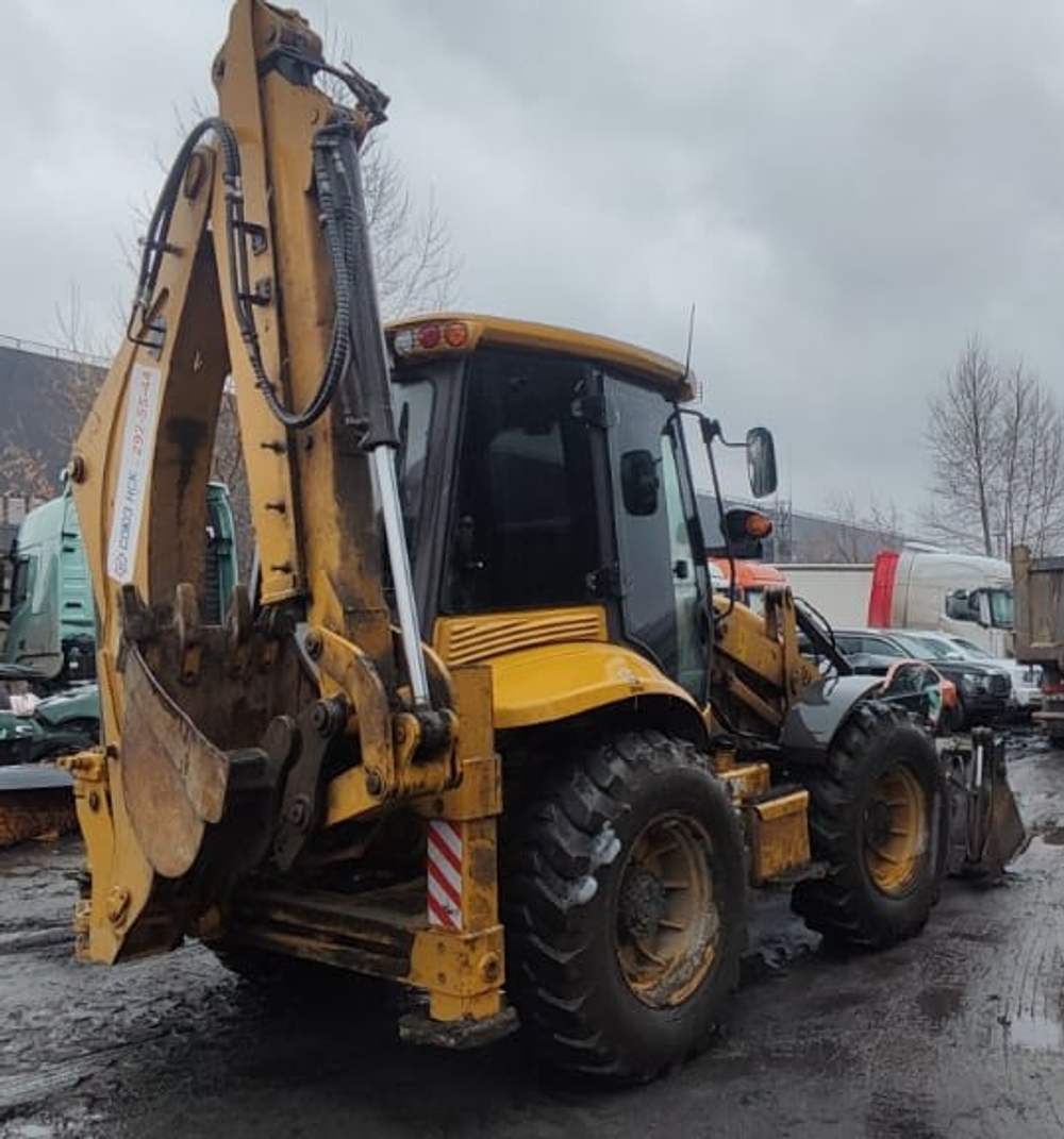 Smart 388* Экскаватор-погрузчик 388 crab (Дизельный, 4,8 л, 102 л.с., АТ)