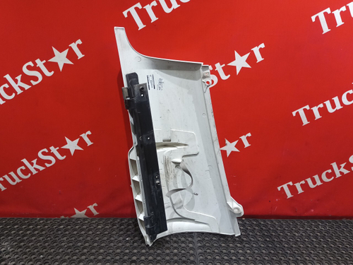 Угол кабины левый 2020г.