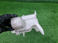 Бачок омывателя Mazda CX-7 (2006-2014)