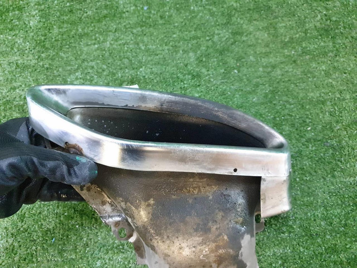 Насадка глушителя правая Mercedes C W205 (2014-2018) AMG