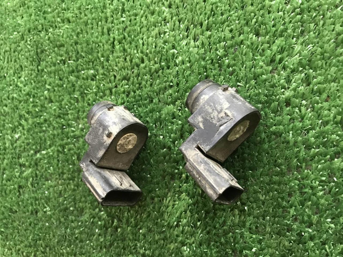 Парктроник передний Genesis G90 (2016-2019)