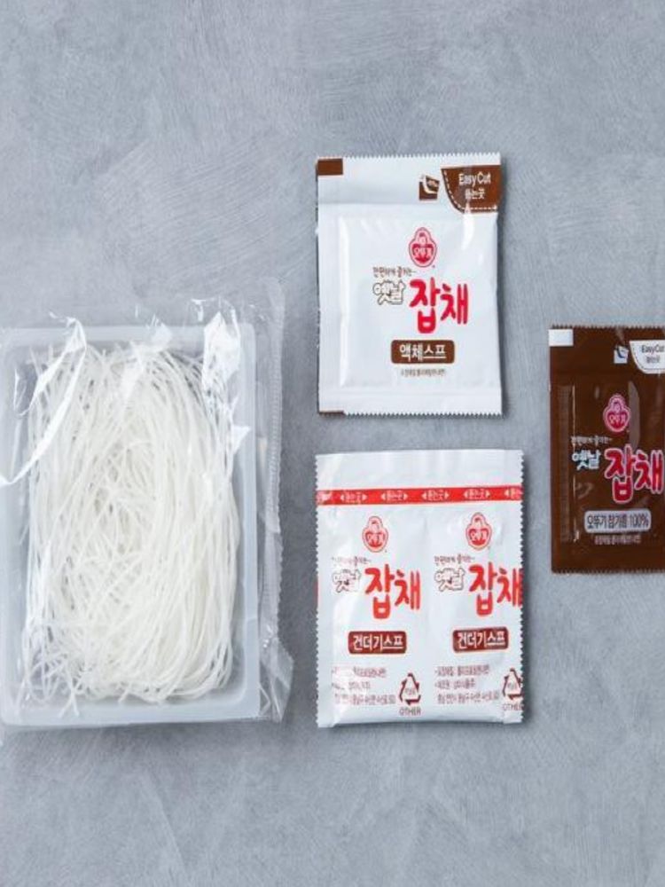 Лапша быстрого приготовления Чапче Ottogi Japchae 75 г, 5 шт