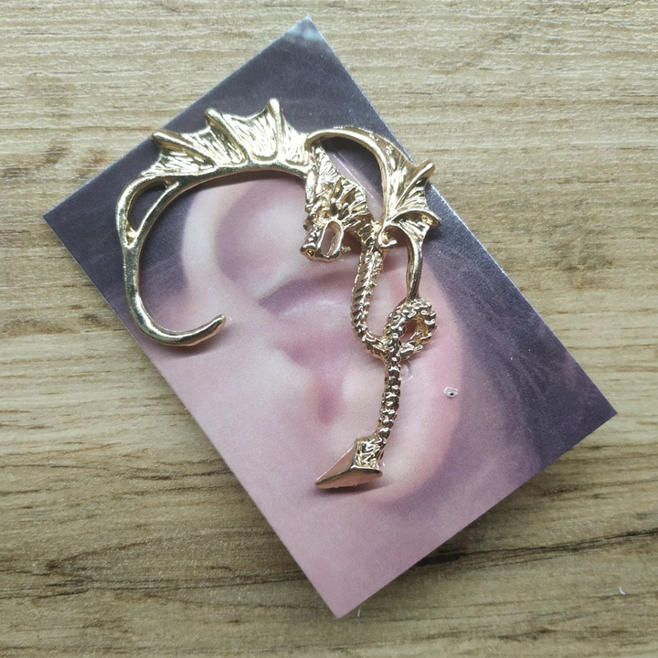 Серьга-кафф Дракон 2 крыла на ухо с гвоздиком цвет золотистый