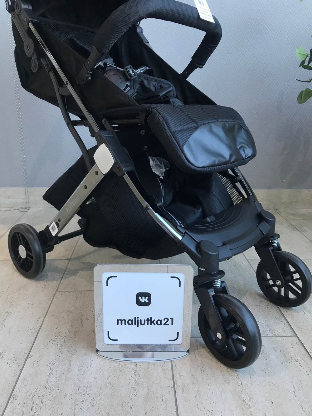 Kоляска детская прогулочная Farfello Comfy Go Comfort (Total Black Chrome/Абсолютно черный CG-301)