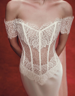 Платье макси корсетное из кружева