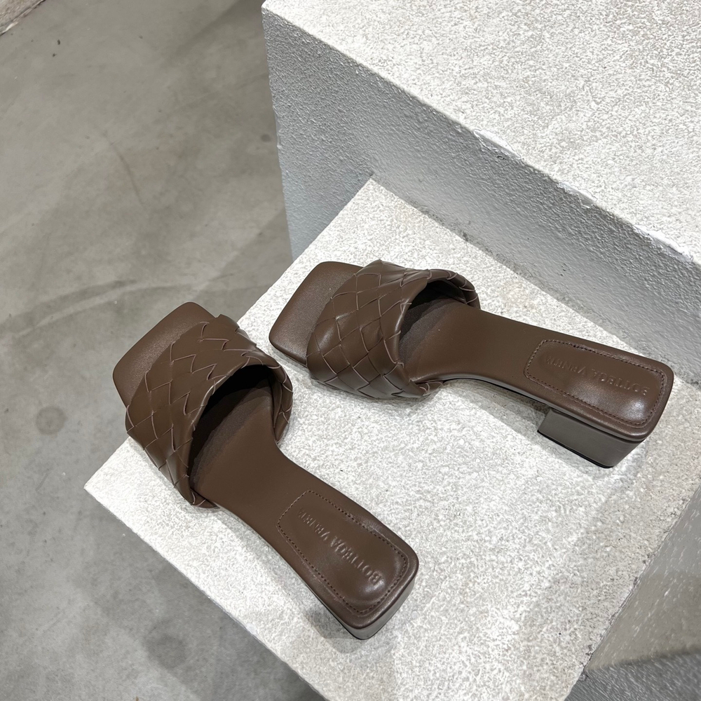 Bottega Veneta Parco Mule