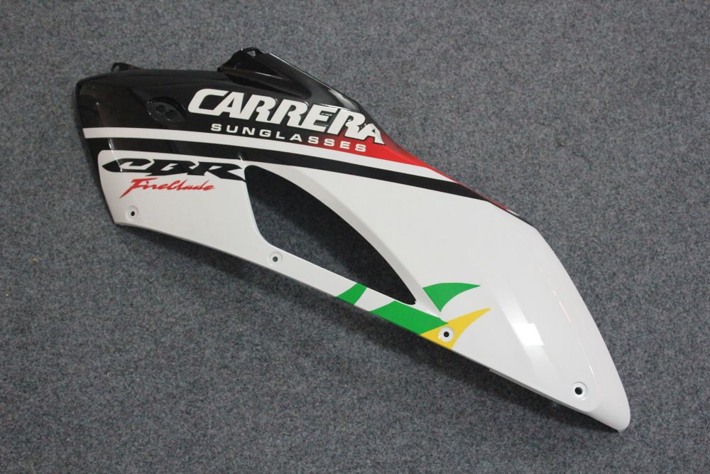 Комплект пластика для мотоцикла Honda CBR 1000RR 04-05 LEE