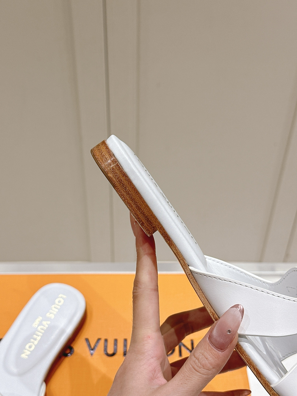 Louis Vuitton Isola Flat Mule
