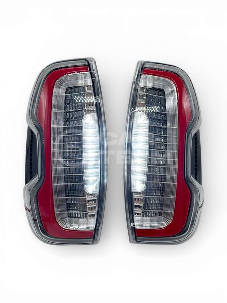Задние светодиодные фонари на Шевроле Нива, Нива Travel (левый, правый), прозрачные