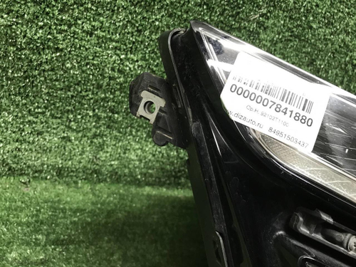 Битая Фара правая Genesis G80 2 (2020-2024) LED