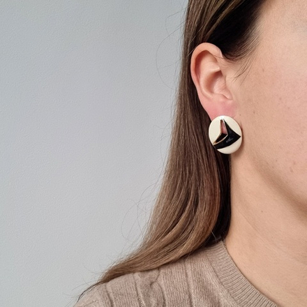 Серьги овалы с чёрно-белой эмалью