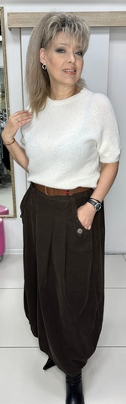 Длинная юбка из микро вельвета в шоколадном цвете