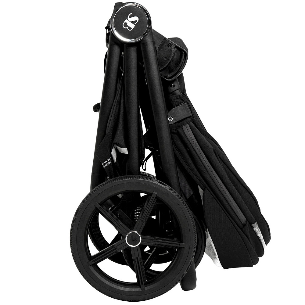 Коляска 3 в 1 Sweet Baby Stella + автокресло Premier Black Black