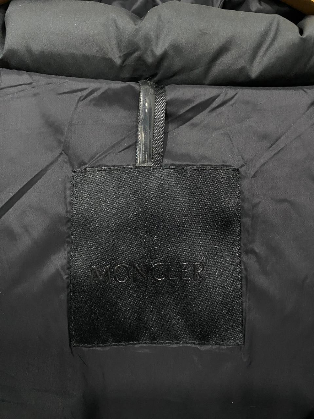 Пуховик Moncler