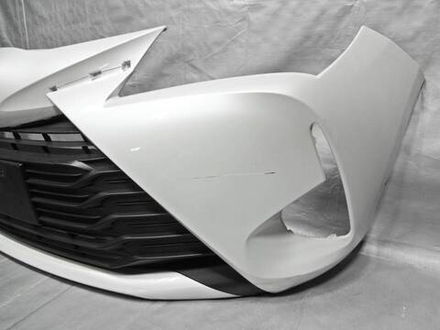 бампер передний Toyota Vitz KSP130 NSP135