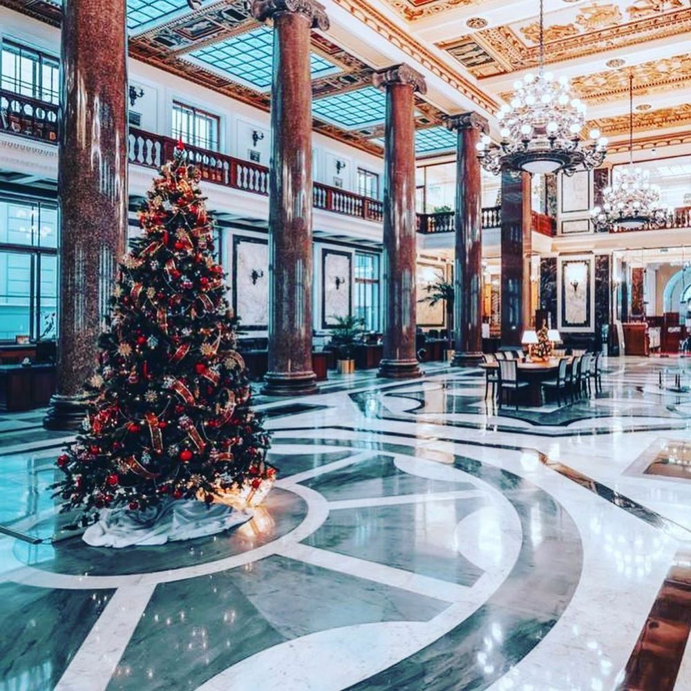 Большая елка «Сказочная» (Литая+пвх) 4,5 м