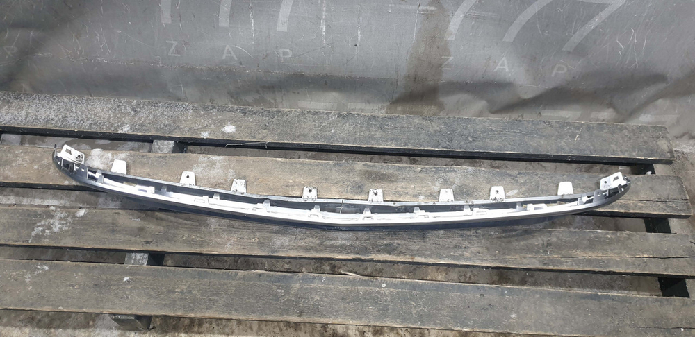 Накладка переднего бампера Mercedes GLA (X156) 17-20 Б/У Оригинал A1568858200