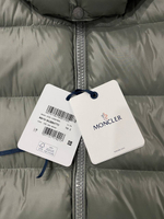 Пуховик Moncler