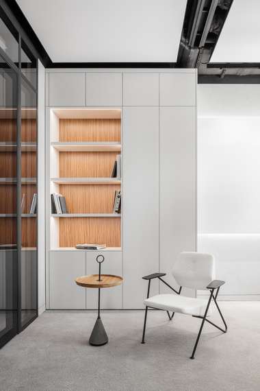 Журнальный столик Pin с кольцом, дуб