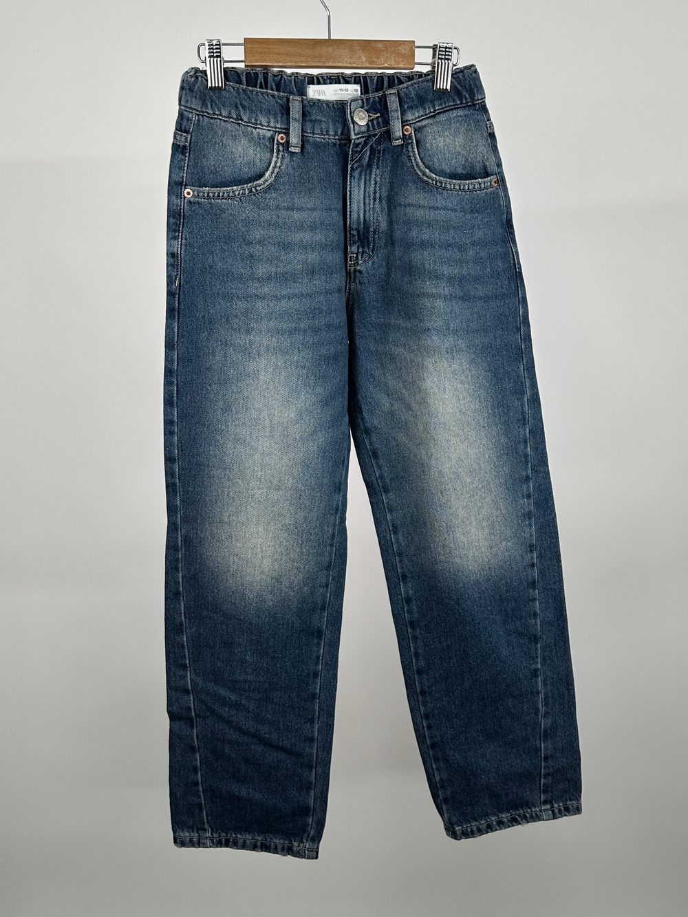 Джинсы Zara