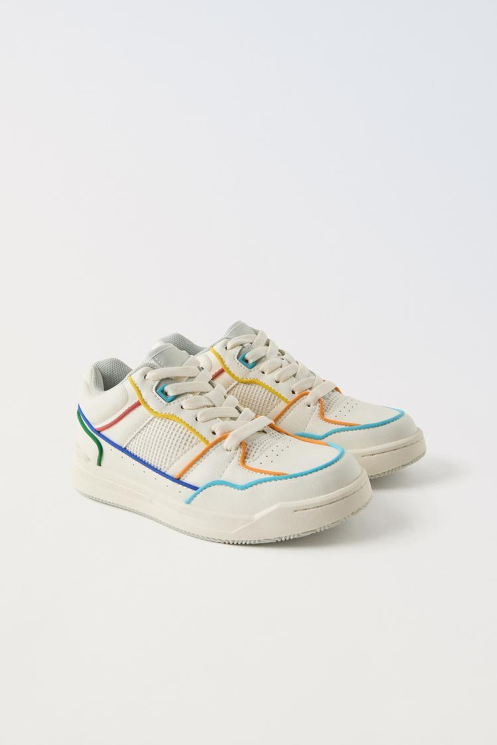 ZARA МИНИМАЛИСТИЧНЫЕ КРОССОВКИ СО ШНУРОВКОЙ И ЦВЕТНЫМИ КРОМКАМИ, БЕЛЫЙ