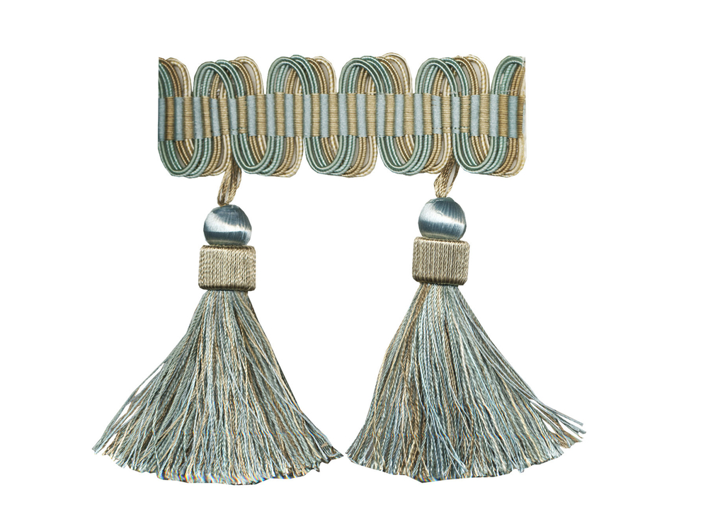 10017/41 Бахрома с шариками и кисточками