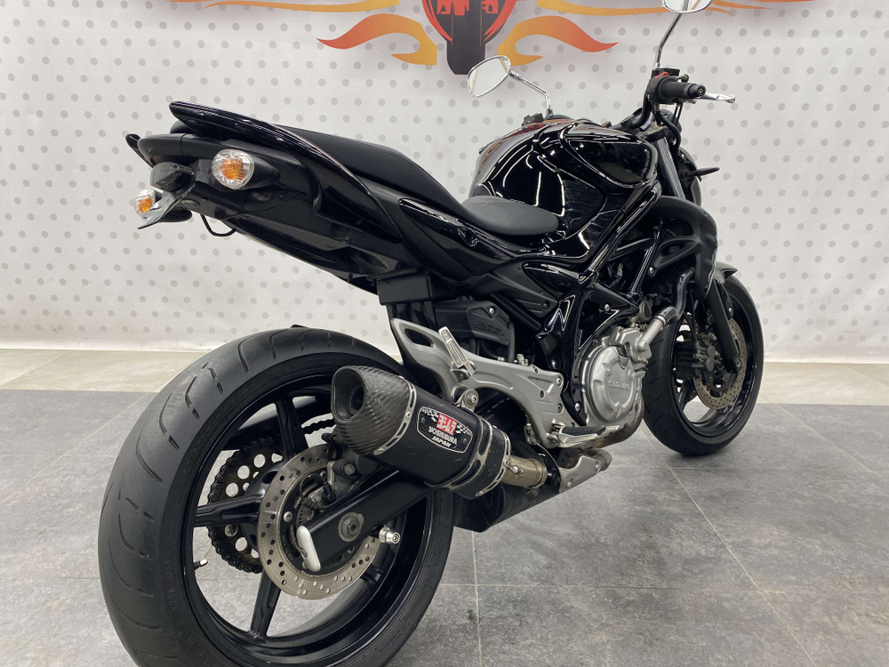 Suzuki Gladius SFV400 , 2014