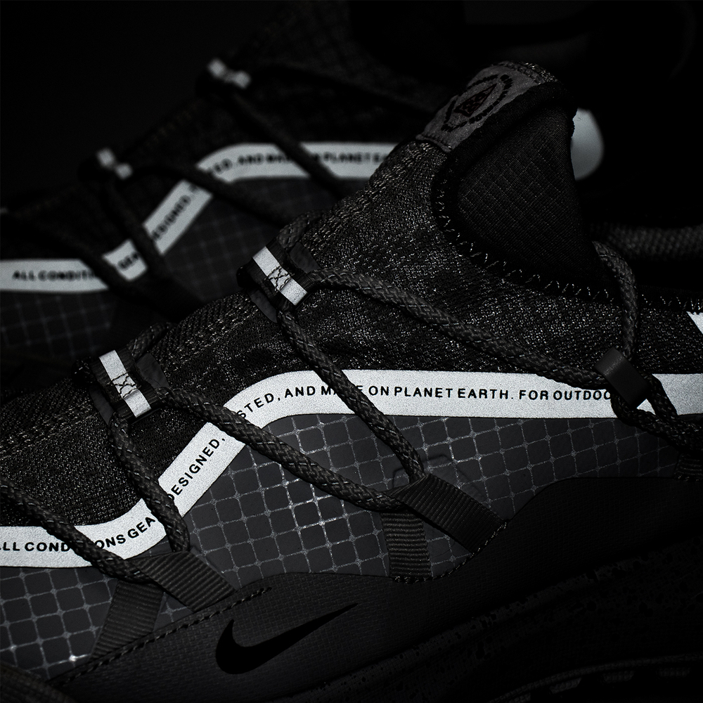Кроссовки Nike ACG Mountain Fly Low Gtx White / Red