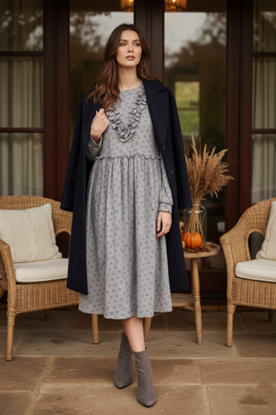 Комфортное платье с рюшами