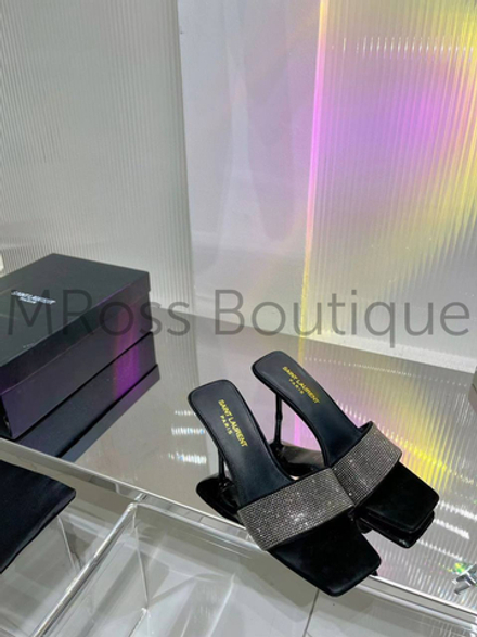 Босоножки на шпильке Yves Saint Laurent