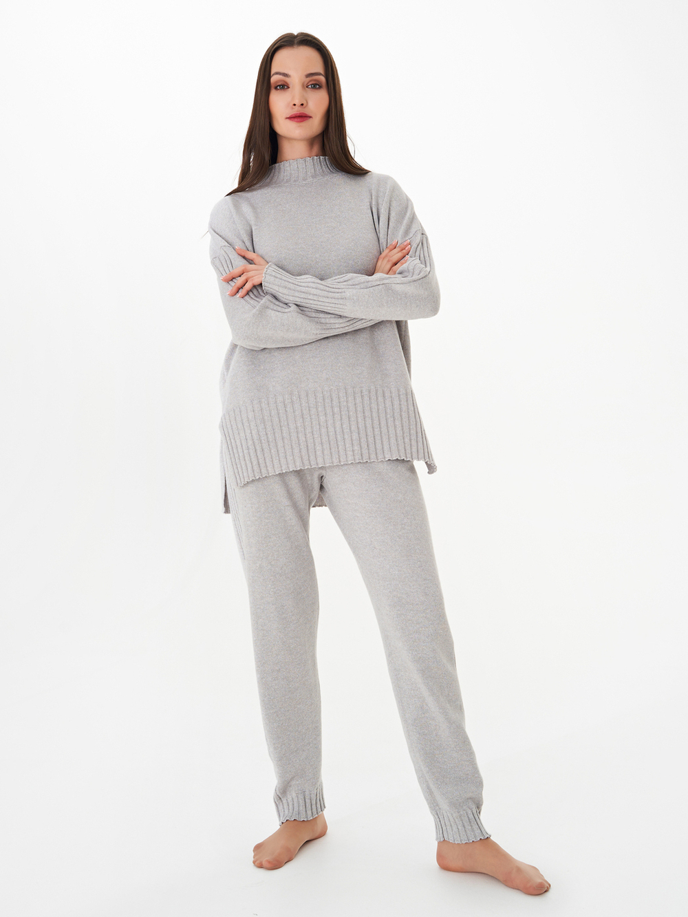 Костюм брючный жемч. серый