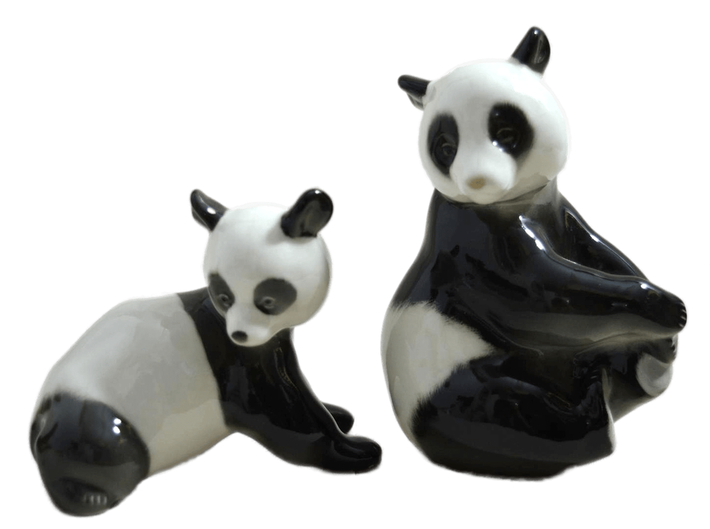 Фарфоровая статуэтка «Панда – бамбуковый медведь». ЛФЗ, 1960-70 гг.