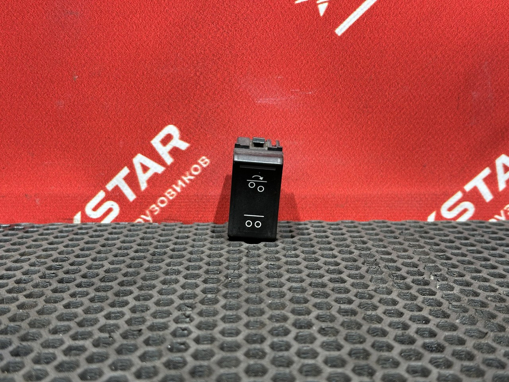 Кнопка управления подвеской