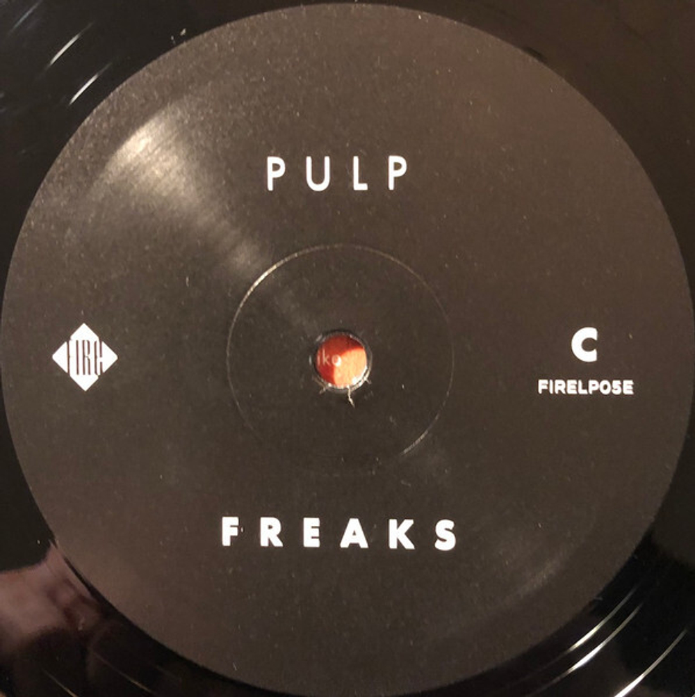 Pulp / Freaks. Ten Stories About Power, Claustrophobia, Suffocation And Holding Hands (2LP)