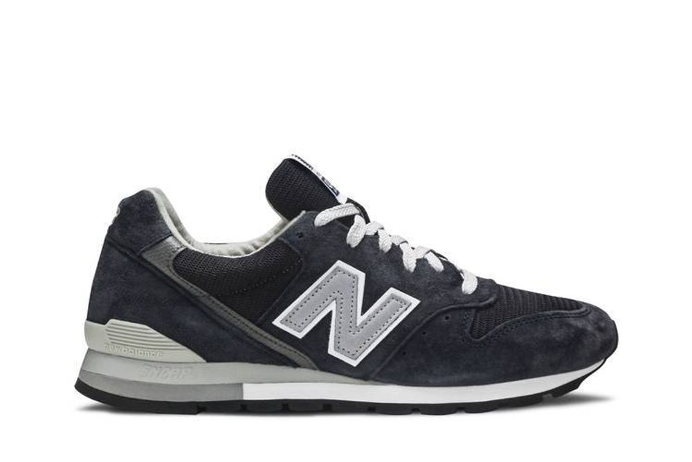 New balance 996 navy white top