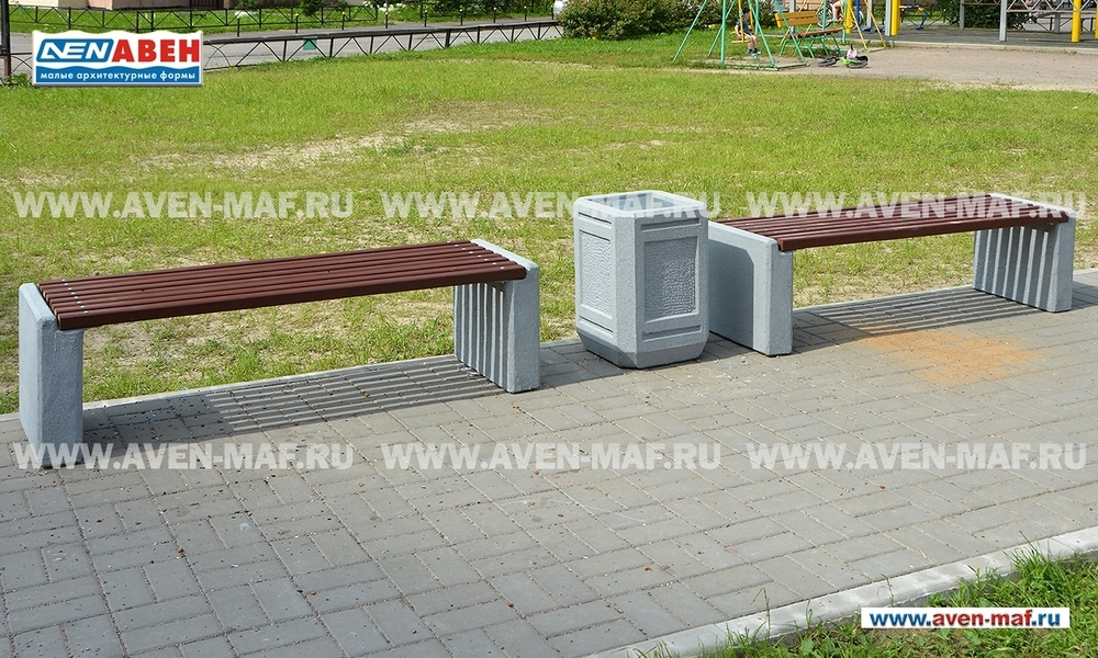 Скамейка на бетонном основании