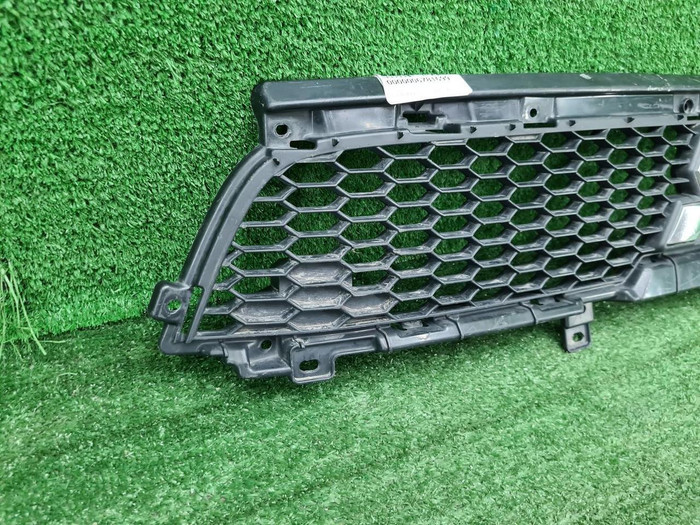 Решетка радиатора Mitsubishi Outlander 2 XL 09-13