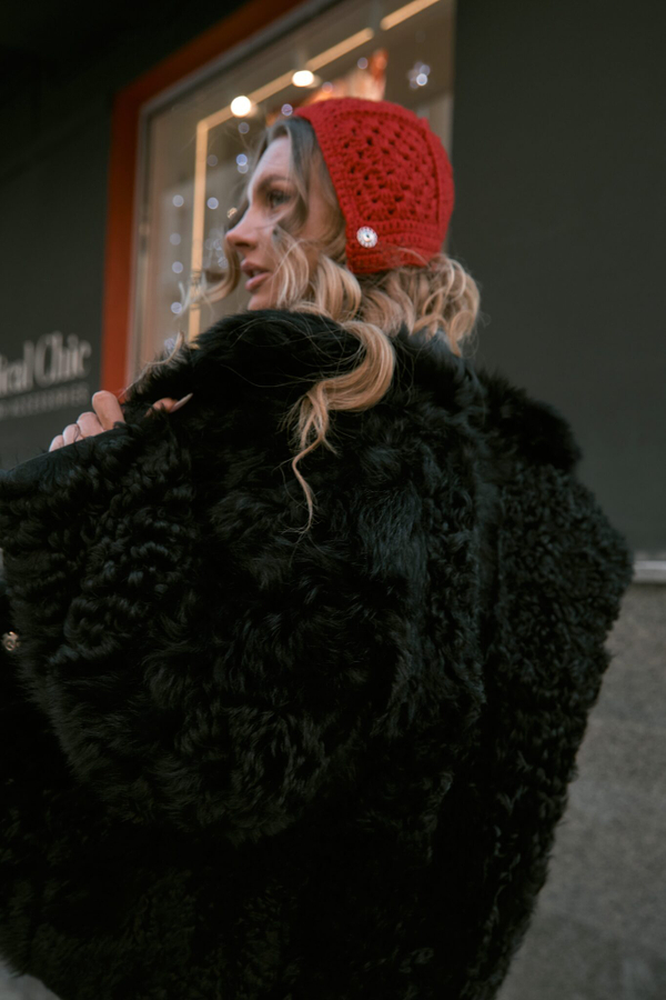 Чепчик красный