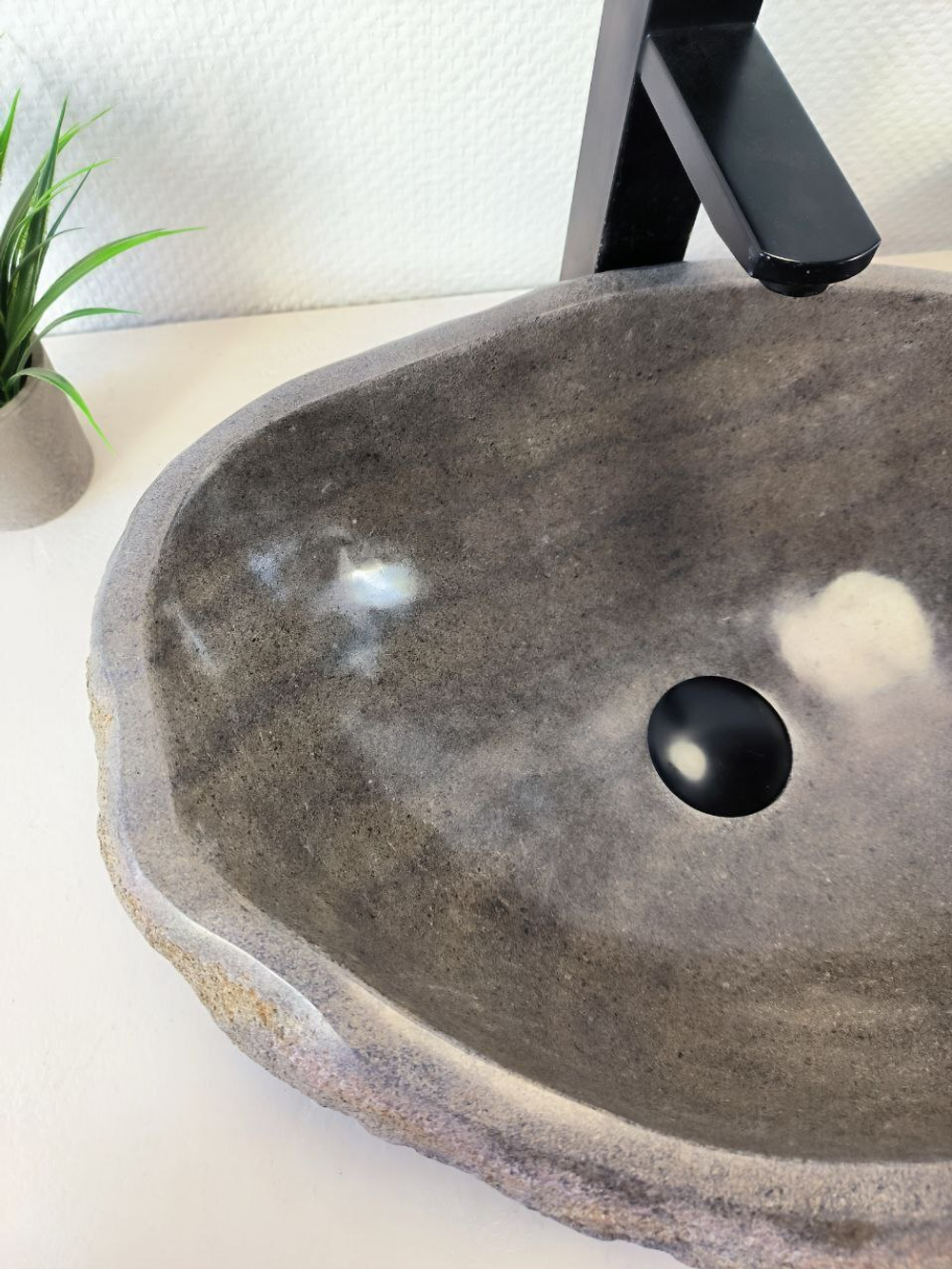 Раковина из речного камня RS-65977 47х38х15 из натурального камня