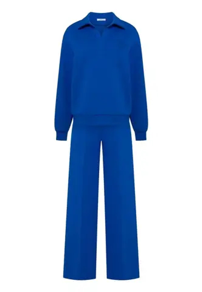 Прогулочный брючный костюм синий