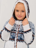 Кофта вязаная с капюшоном