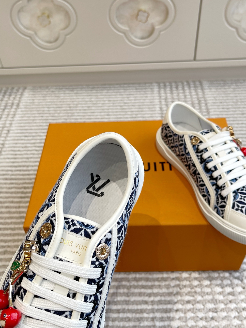 Louis Vuitton Lagoon Sneaker