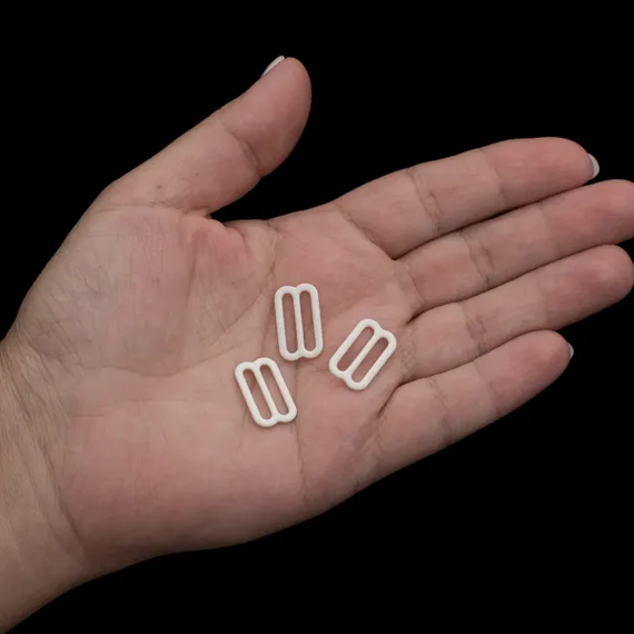 Регулятор для бретели молочный 15 мм