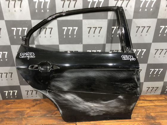 Дверь задняя правая Toyota Camry (XV70) 17-нв Б/У Оригинал 6700306330